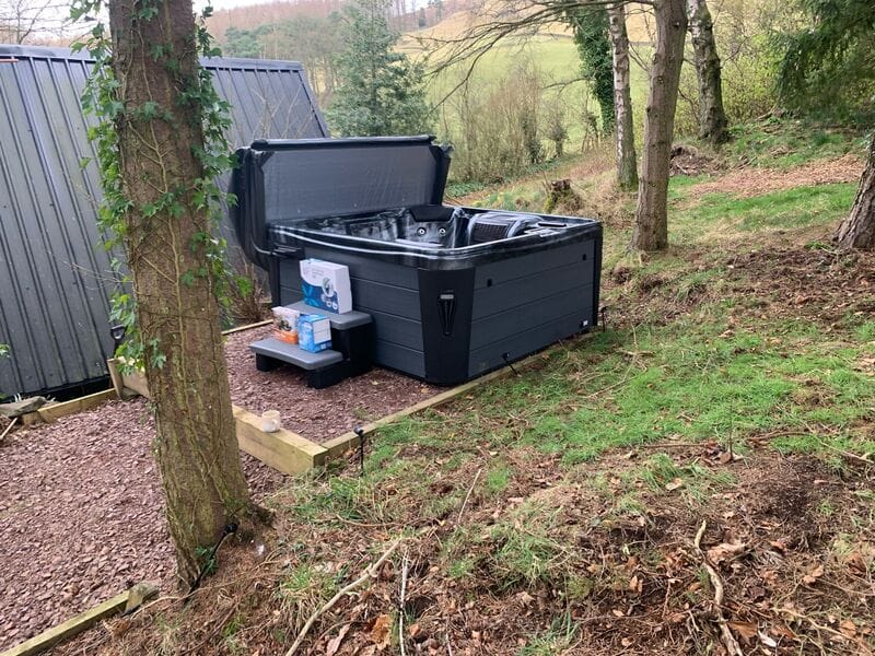 Lunar Flow 5 Person 1 Lounger Hot Tub