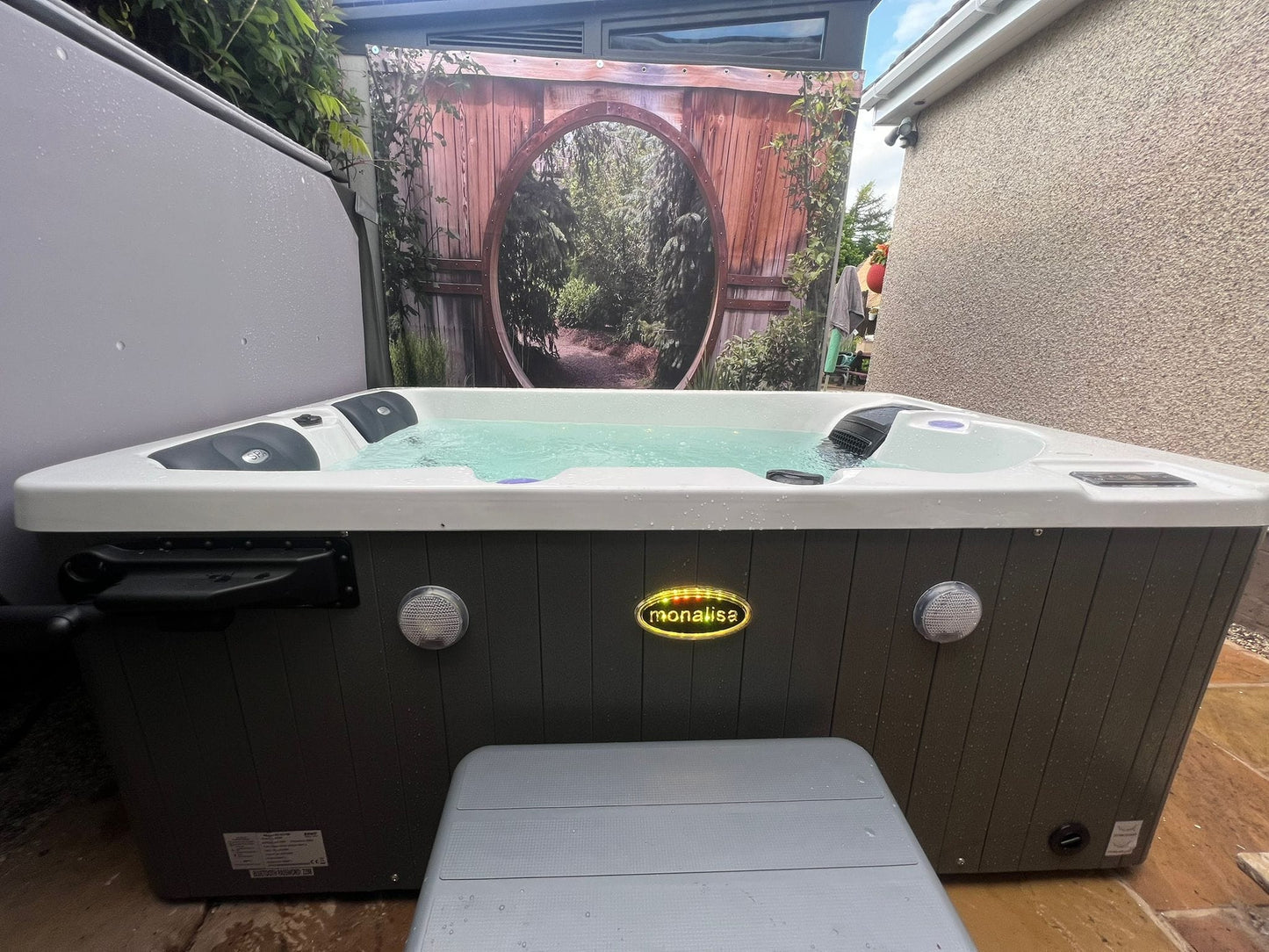 Sea Emperor 3 Person 2 Lounger Hot Tub
