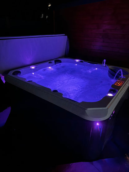 Tahiti Hot Tub 5 Person 2 Lounger