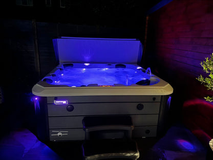 Tahiti Hot Tub 5 Person 2 Lounger