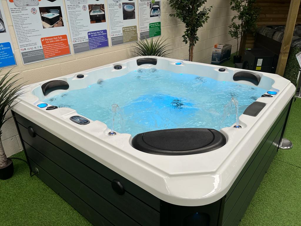 Tahiti Hot Tub 5 Person 2 Lounger
