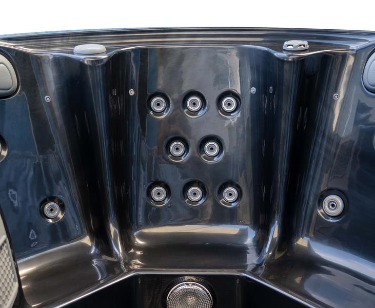 The Rio 7 Person All Seater Hot Tub