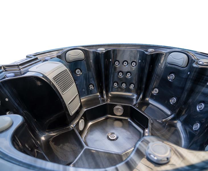 The Rio 7 Person All Seater Hot Tub