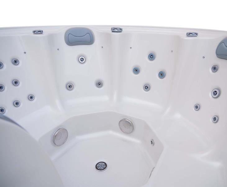 The Rio 7 Person All Seater Hot Tub