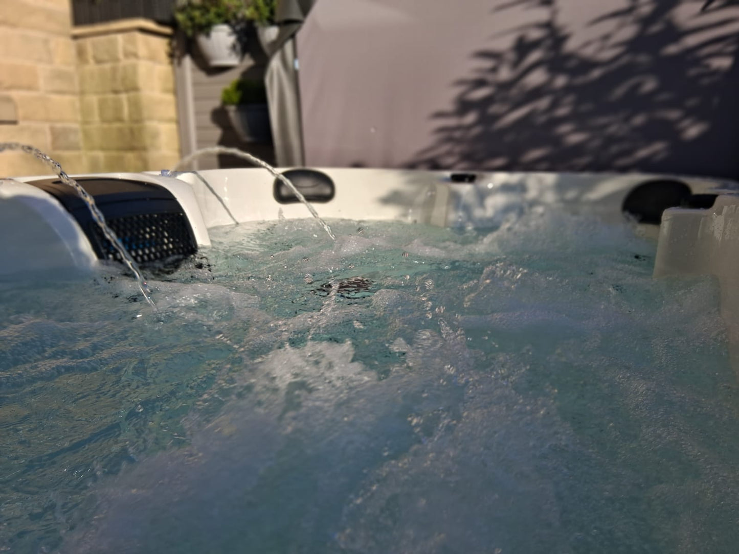 Canadian Haven 4 Person All Seater Hot Tub