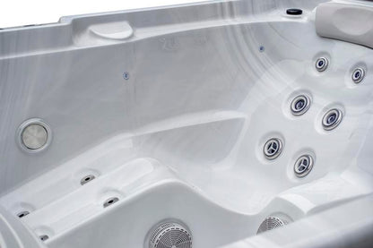 Seaforth 3 Person 1 Seater 2 Lounger Hot Tub